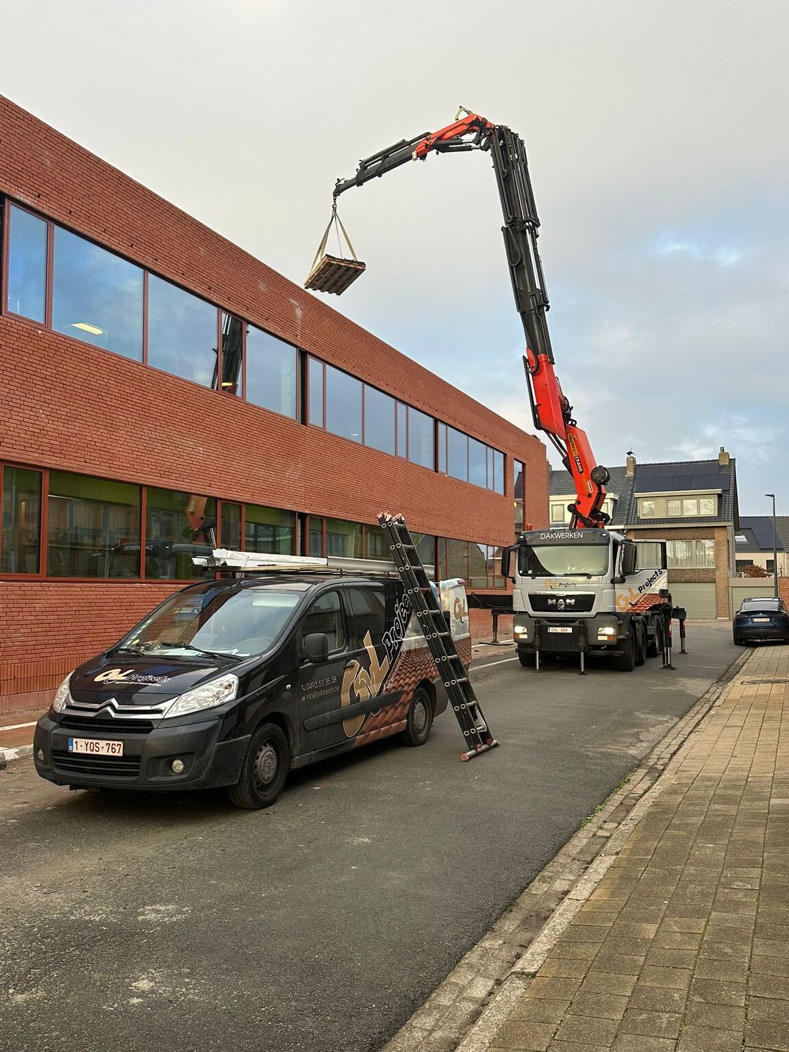 Plat dak van een bedrijfsgebouw